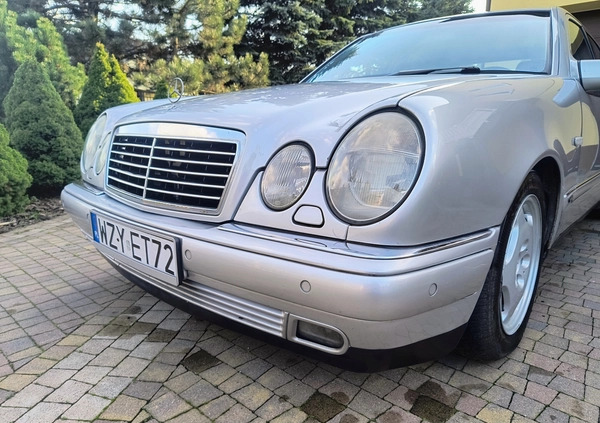 Mercedes-Benz Klasa E cena 16000 przebieg: 270000, rok produkcji 1999 z Żyrardów małe 742